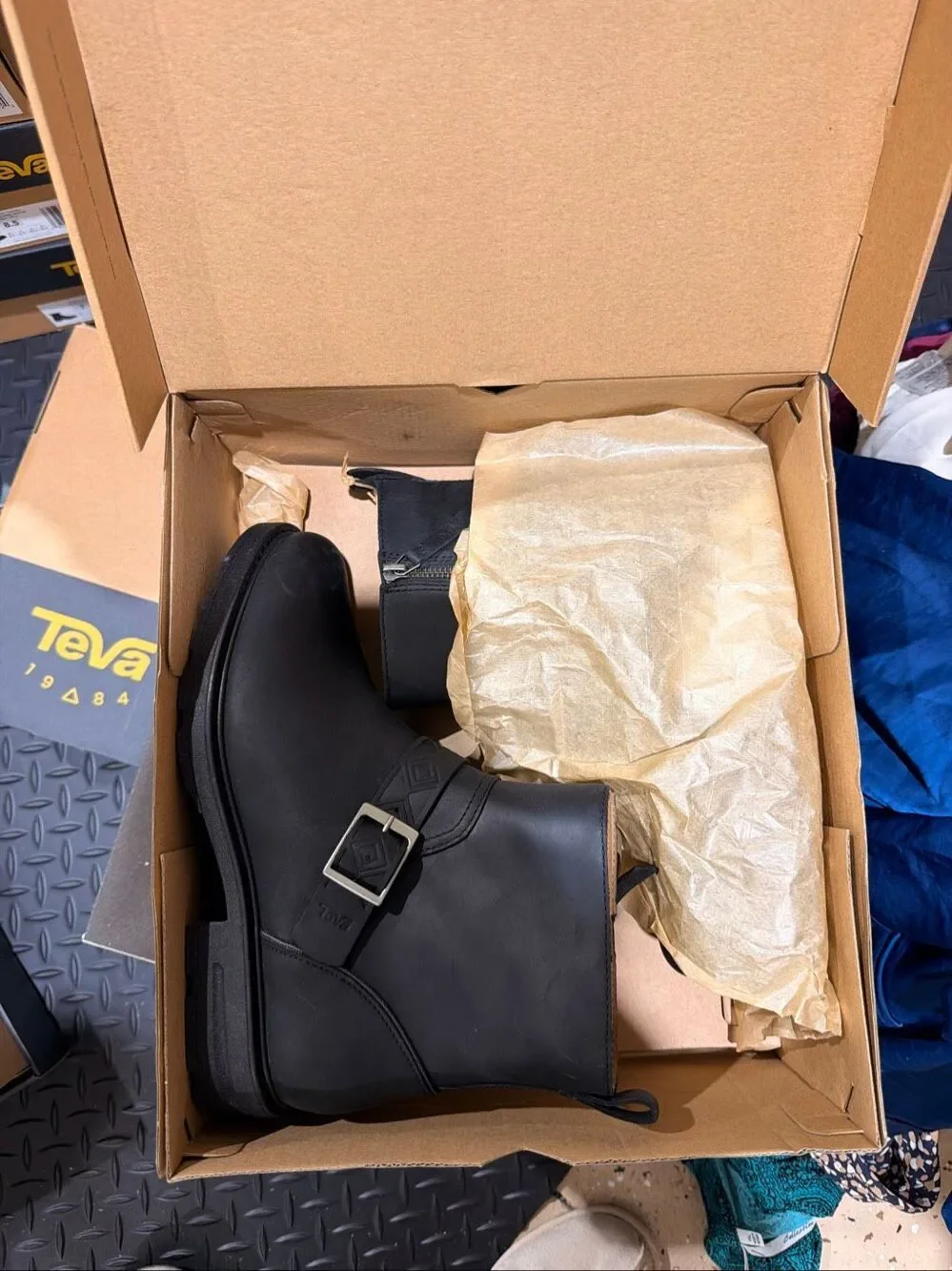 TEVA Black Rowena Block Heel Waterproof Trek Trail Hike Buckle Booties 9.5
